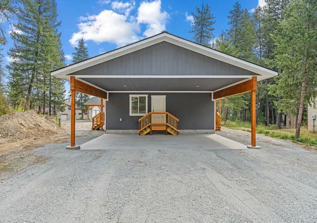 2nd image of 107 Lilac Ln, Newport, WA 99156 | MLS# 202622364
