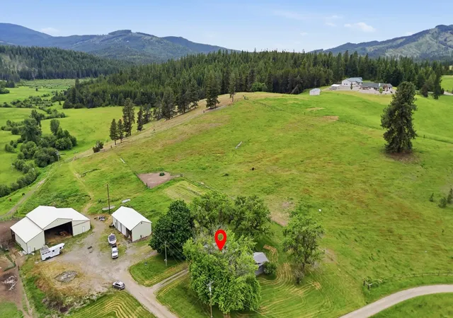 Photo 1 of Single family home for sale at 27108 E Blanchard Loop, Newport, WA 99156 | MLS# 202622382 | Listing updated on 2026-10-03