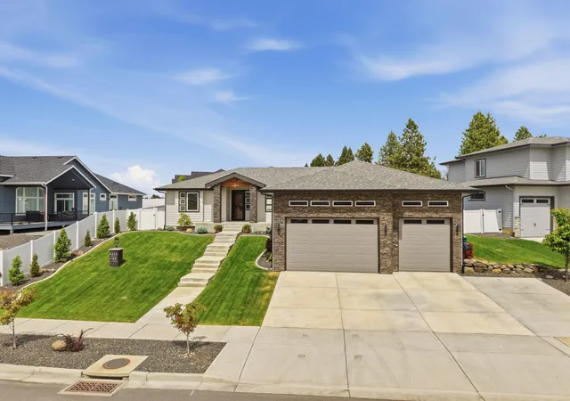 3rd image of 4210 W Pine Cliff Dr, Spokane, WA 99208 | MLS# 202622390