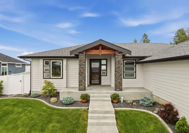 4th image of 4210 W Pine Cliff Dr, Spokane, WA 99208 | MLS# 202622390