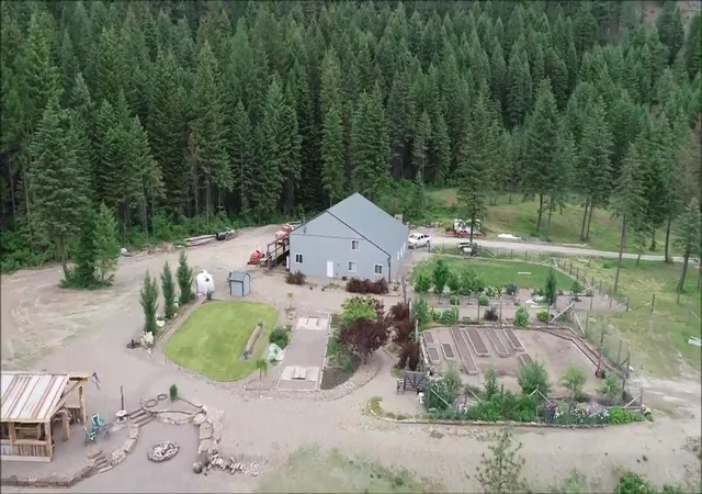 2nd image of 6071 Bead Lake Rd, Newport, WA 99156 | MLS# 202622413