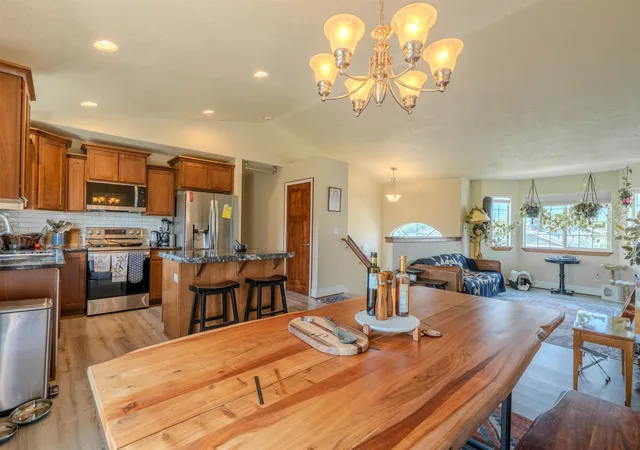 Photo 3 of Single family home for sale at 9806 E Hoffman Ct, Spokane, WA 99206 | MLS# 202622421 | Listing updated on 2026-08-18