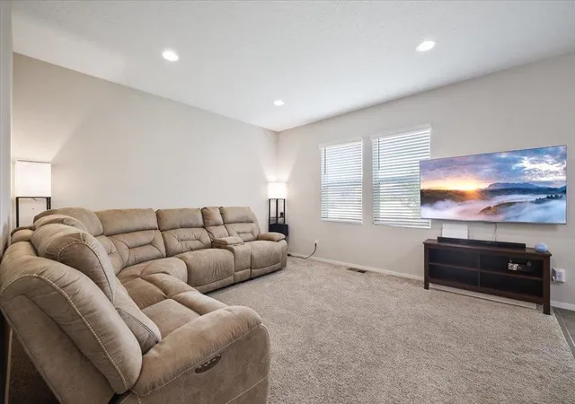 Photo 3 of Sale Pending at 1025 S Bannen Rd, Spokane Valley, WA 99037 | MLS# 202622422 | Listing updated on 2026-09-04