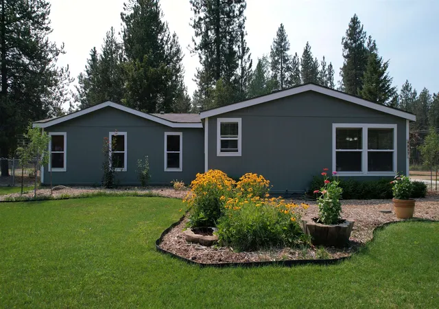 3rd image of 4067 Pine Meadows Dr, Loon Lake, WA 99148 | MLS# 202622427