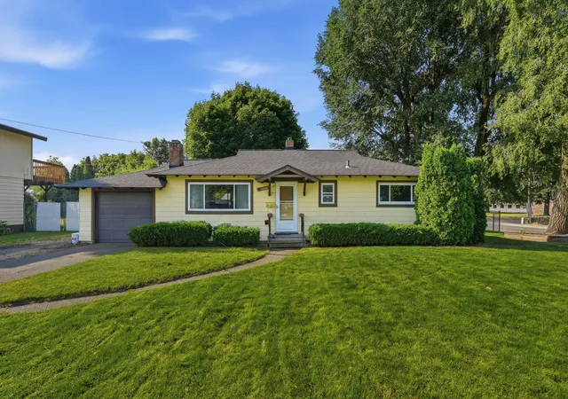 1st image of 13106 E Cataldo Ave, Spokane Valley, WA 99216 | MLS# 202622428