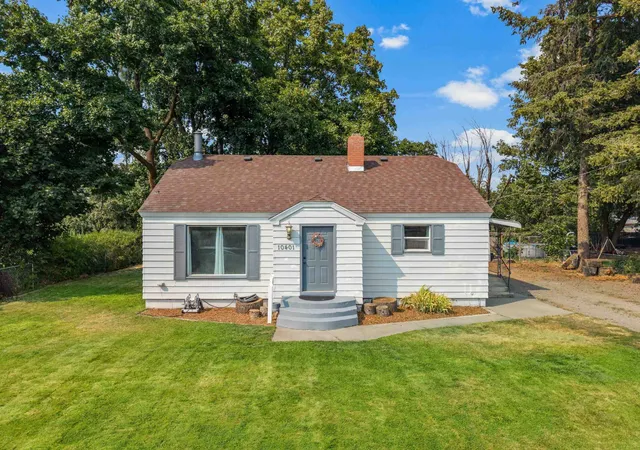 1st image of 10401 E Springfield Ave, Spokane Valley, WA 99206 | MLS# 202622429
