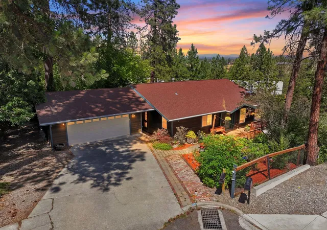 Photo 2 of Single family home for sale at 3310 W Hartson Ave, Spokane, WA 99224 | MLS# 202622431 | Listing updated on 2026-10-09