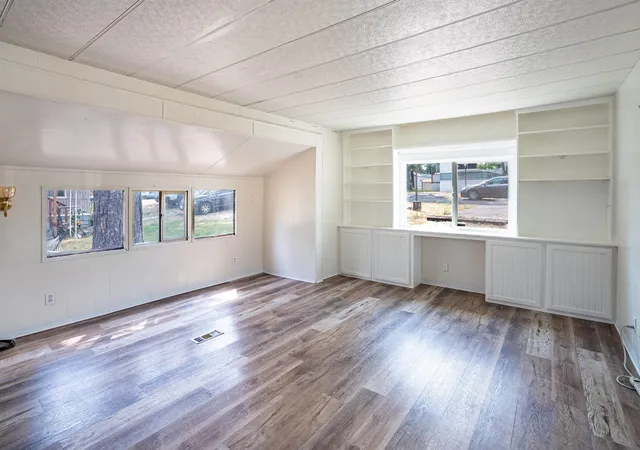 4th image of 34124 N Newport Hwy, Chattaroy, WA 99003 | MLS# 202622434