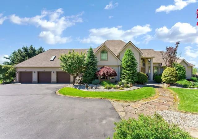 1st image of 20915 E Jesse Ln, Greenacres, WA 99016 | MLS# 202622441