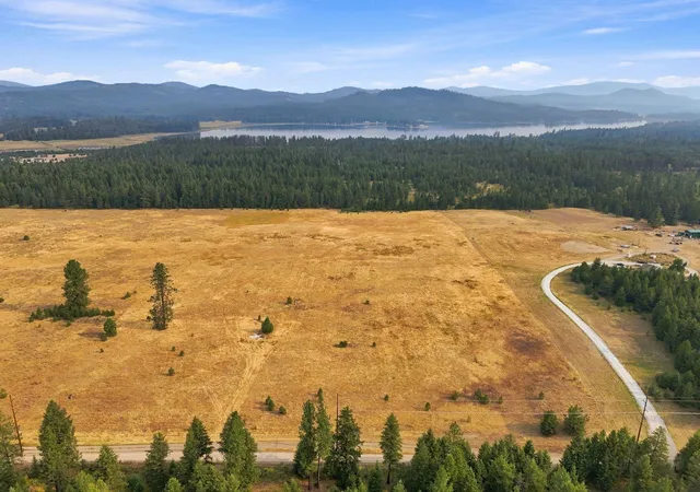 2nd image of Nkn Camden Rd, Newport, WA 99156 | MLS# 202622449
