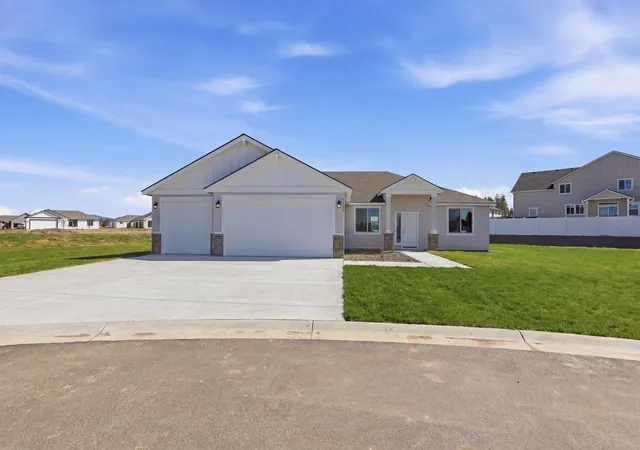 2nd image of 1226 N Park Ct, Deer Park, WA 99006 | MLS# 202622459