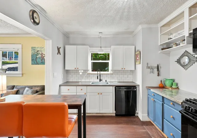 Photo 2 of Sale Pending at 917 E St Maries St, Coeur D Alene, ID 83814 | MLS# 202622465 | Listing updated on 2026-10-26
