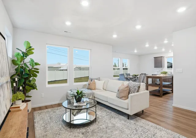 image of 104 S Pippin Ave, Deer Park, WA 99006 | MLS# 202622474