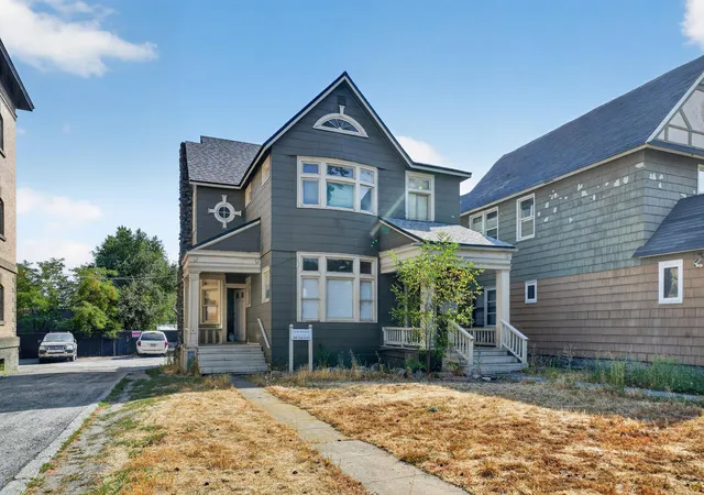 1st image of 1911 W 2nd Ave, Spokane, WA 99201 | MLS# 202622478