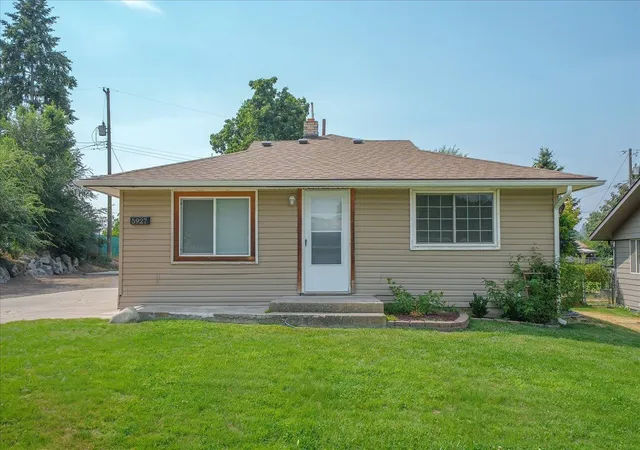 1st image of 5927 N Cochran St, Spokane, WA 99205 | MLS# 202622489