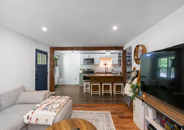 image of 401/403 N Grant Ave, Medical Lake, WA 99022 | MLS# 202622504