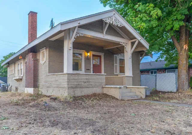image of 1101 W Garland Ave, Spokane, WA 99205 | MLS# 202622506