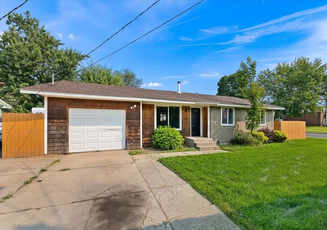 1st image of 6 W 4th Ave, Deer Park, WA 99006 | MLS# 202622520