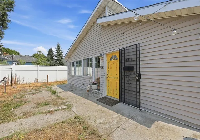Photo 2 of Single family home for sale at 4314 N Adams St, Spokane, WA 99205 | MLS# 202622523 | Listing updated on 2026-09-15
