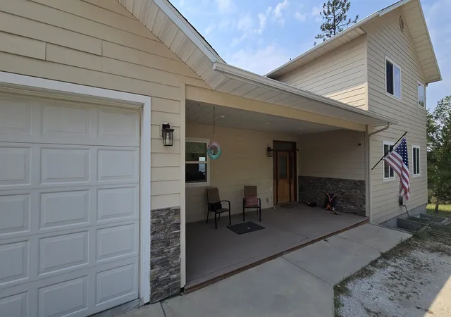 1st image of 6551 Blue Ridge Wy, Deer Park, WA 99006 | MLS# 202622524