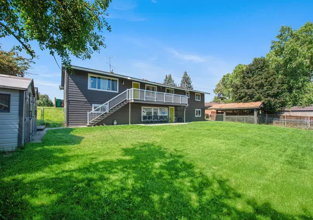 3rd image of 415 W Shasta Wy, Spokane, WA 99208 | MLS# 202622530