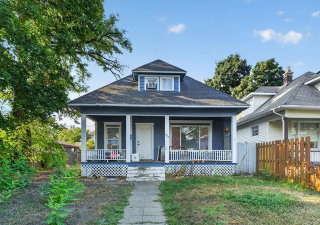 1st image of 907 W Montgomery Ave, Spokane, WA 99205 | MLS# 202622536
