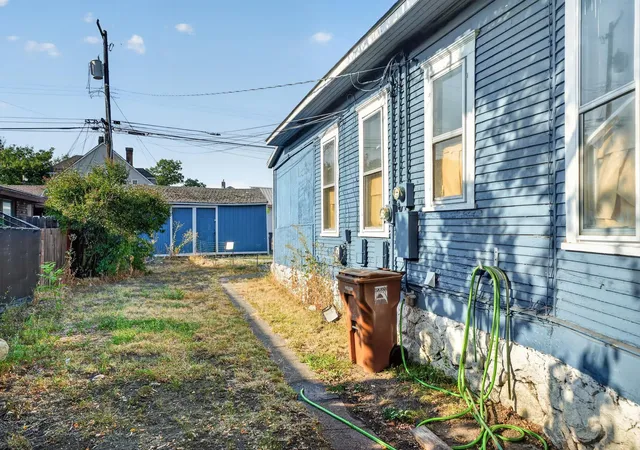 4th image of 907 W Montgomery Ave, Spokane, WA 99205 | MLS# 202622536