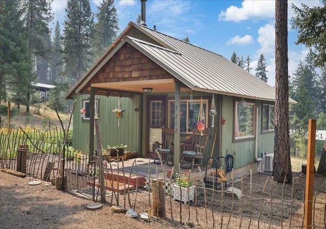 image of 3262 Shady Ct, Valley, WA 99181 | MLS# 202622541