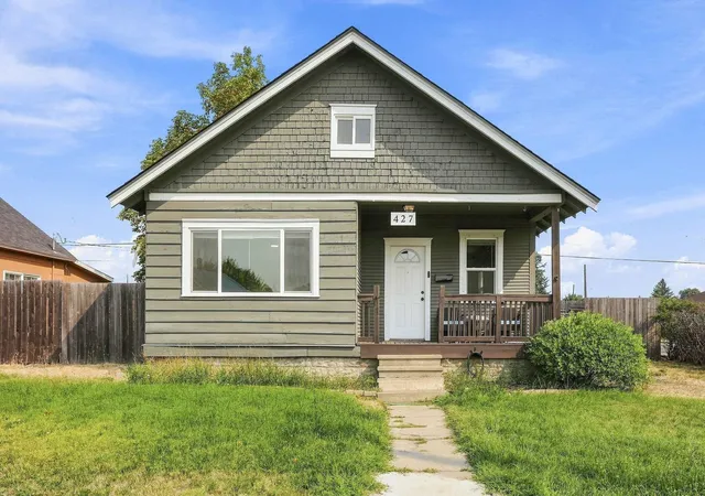 1st image of 427 E Povidence Ave, Spokane, WA 99207 | MLS# 202622544