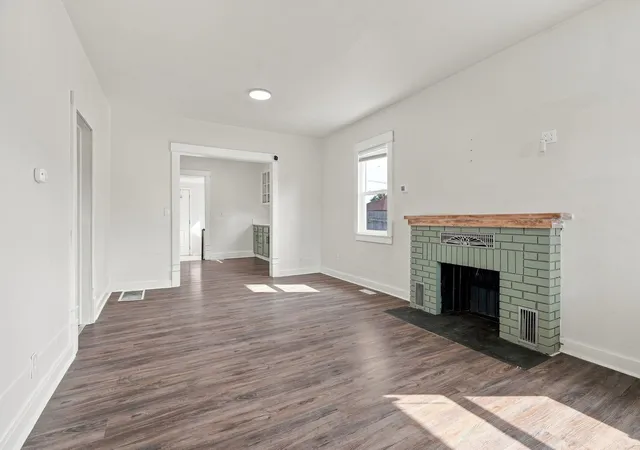 2nd image of 427 E Povidence Ave, Spokane, WA 99207 | MLS# 202622544