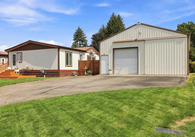 3rd image of 1420 N Cavalier Ct, Liberty Lake, WA 99016 | MLS# 202622545