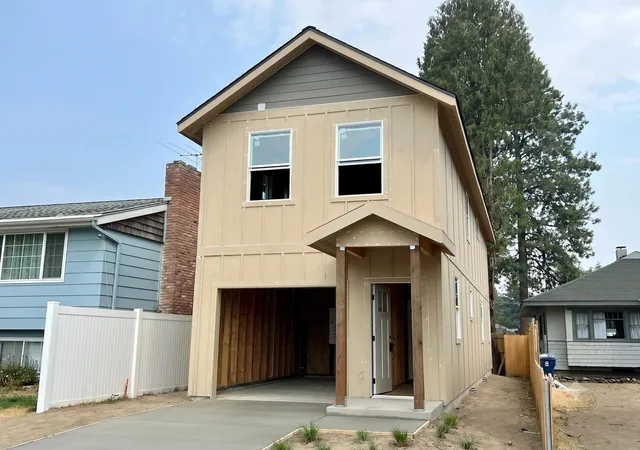 Photo 2 of Single family home for sale at 6108 N Stevens St, Spokane, WA 99205 | MLS# 202622546 | Listing updated on 2026-08-20