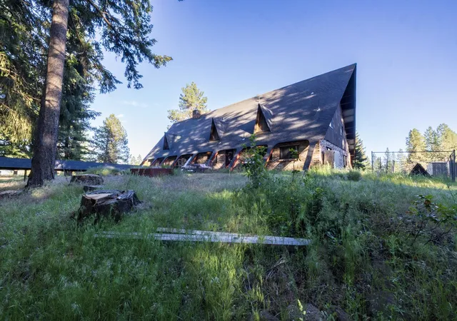 Photo 3 of Single family home for sale at 31825 N Regal Rd, Deer Park, WA 99006 | MLS# 202622547 | Listing updated on 2026-08-20