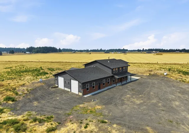 2nd image of 32223 N Division Rd, Deer Park, WA 99006 | MLS# 202622559