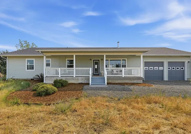 Single family home for sale at 1305 W Viewmont Rd, Spokane, WA 99224 | MLS# 202622560