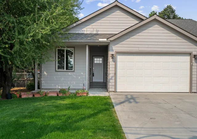 1st image of 111 N Herald Rd, Spokane Valley, WA 99206 | MLS# 202622561