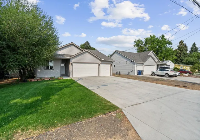 2nd image of 111 N Herald Rd, Spokane Valley, WA 99206 | MLS# 202622561