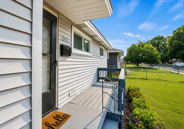 2nd image of 1007 E Walton St, Spokane, WA 99207 | MLS# 202622563