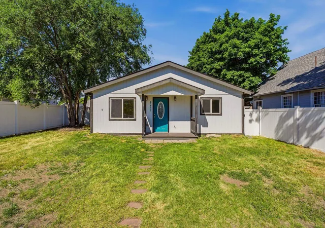 Photo 3 of Single family home for sale at 4217 N Madison St, Spokane, WA 99205 | MLS# 202622566 | Listing updated on 2026-09-15