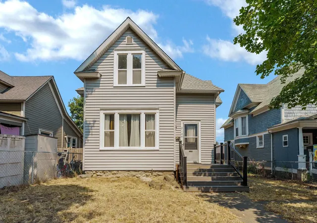 1st image of 2124 W Boone Ave, Spokane, WA 99201 | MLS# 202622593