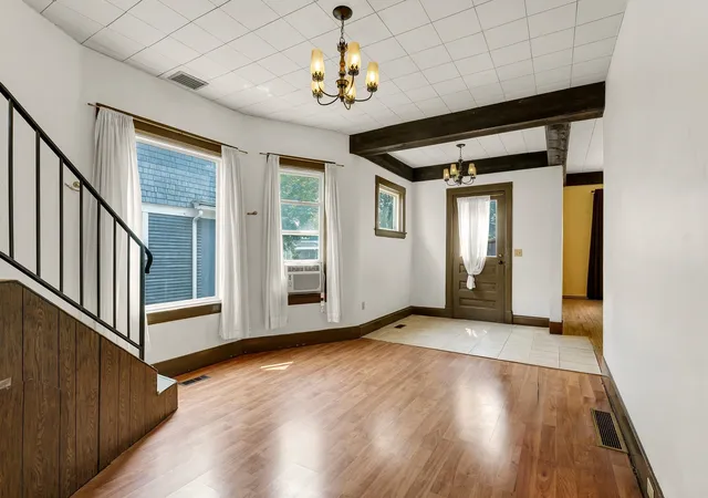 2nd image of 2124 W Boone Ave, Spokane, WA 99201 | MLS# 202622593