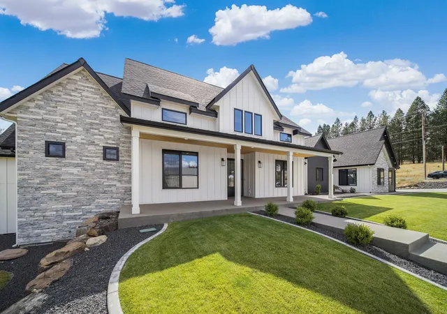 Photo 2 of Single family home for sale at 11604 E Honeycomb Springs Ln, Spokane, WA 99206 | MLS# 202622599 | Listing updated on 2026-09-28