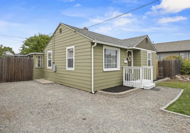 5th image of 1419 E Garland Ave, Spokane, WA 99207 | MLS# 202622606