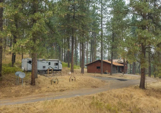 2nd image of 2505 N Christensen Rd, Medical Lake, WA 99022 | MLS# 202622609