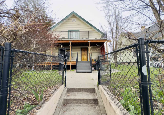 2nd image of 1808 W Augusta Ave, Spokane, WA 99205 | MLS# 202622625
