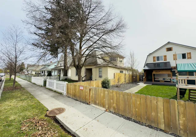4th image of 2823 W Sharp Ave, Spokane, WA 99201 | MLS# 202622632