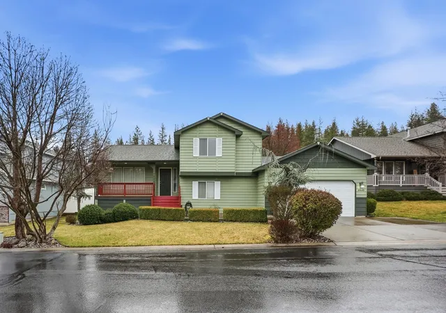 Photo 3 of Single family home for sale at 6840 N Oxford Ln, Spokane, WA 99208 | MLS# 202622634 | Listing updated on 2026-08-21