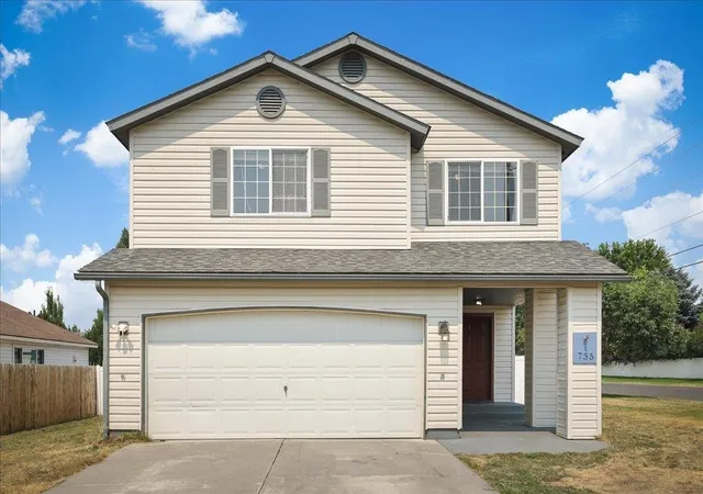 Photo 2 of Single family home for sale at 735 E Tara Lee Ave, Medical Lake, WA 99022 | MLS# 202622637 | Listing updated on 2026-08-21