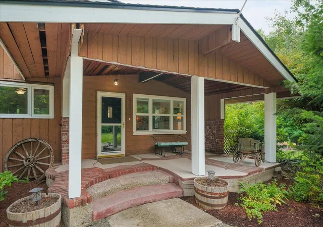2nd image of 9522 N Wall St, Spokane, WA 99218 | MLS# 202622640