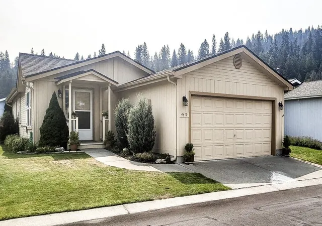 1st image of 4419 S Sunny Creek Dr, Spokane, WA 99224 | MLS# 202622643